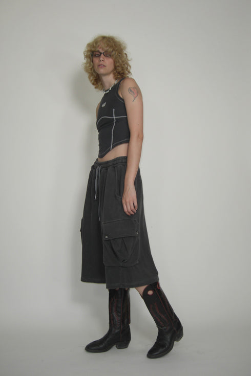 BACK SLIT STITCH TANK TOP -CHARCOAL-